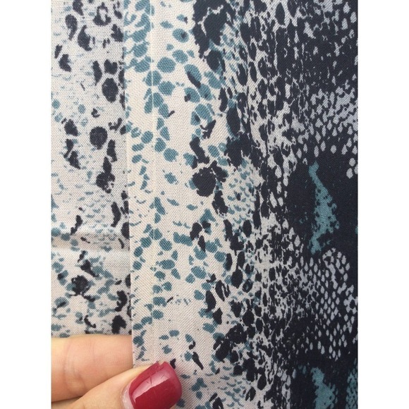 Angie womens open kimono top size large L cardigan grey white snake print boho - Picture 3 of 10